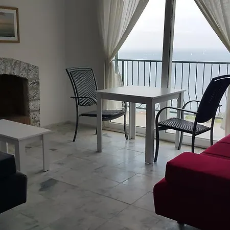 Serena Suites 3* מרמריס