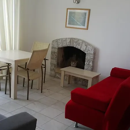 Serena Suites 3* Μαρμαρίς