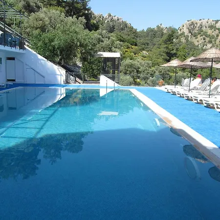 Serena Suites 3* Μαρμαρίς