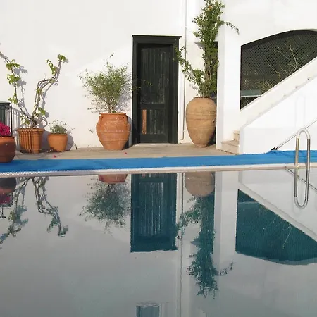 Serena Suites Ξενοδοχείο με διαμερίσματα Μαρμαρίς