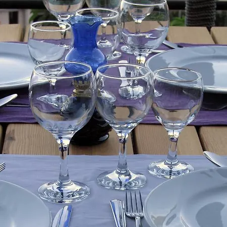 Serena Suites 3* Μαρμαρίς