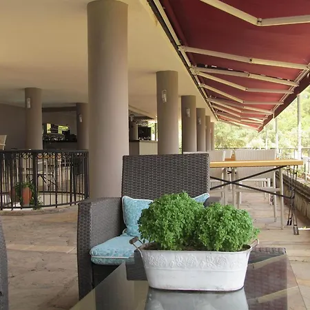 Serena Suites Ξενοδοχείο με διαμερίσματα 3*